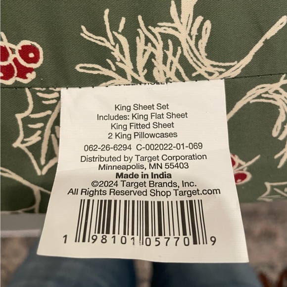 Never Used! Target Christmas Bedsheets - Picture 2 of 2